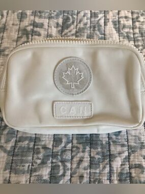 NEW… Lululemon Team Canada Cream White Small crossbody bag